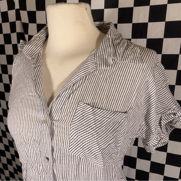 Sim & Sam Blouse - Picture 2 of 5